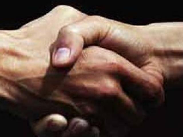 Через одежду, постельное белье, полотенца ВИЧ не может передаться